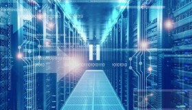 怎样在减少数据中心成本的同时不牺牲性能？