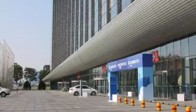 与 Linux 之父 林纳斯近距离接触是什么样的体验？